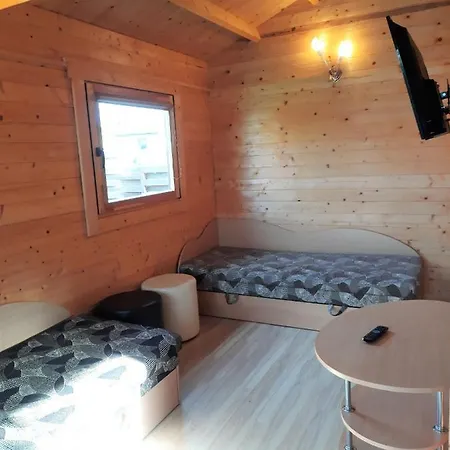 Holiday home Sodyba „uzuoveja“ *